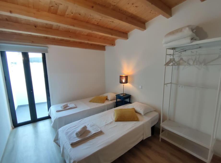 Typical House Faro Downtown Private Entrance Villa Luaran gambar