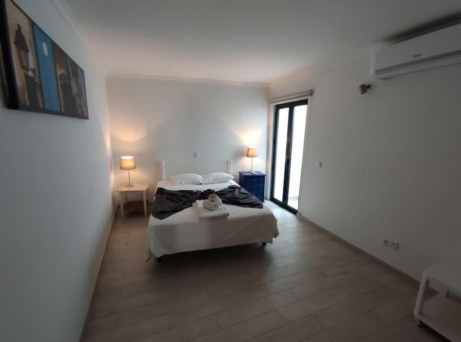 Typical House Faro Downtown Private Entrance Villa Luaran gambar