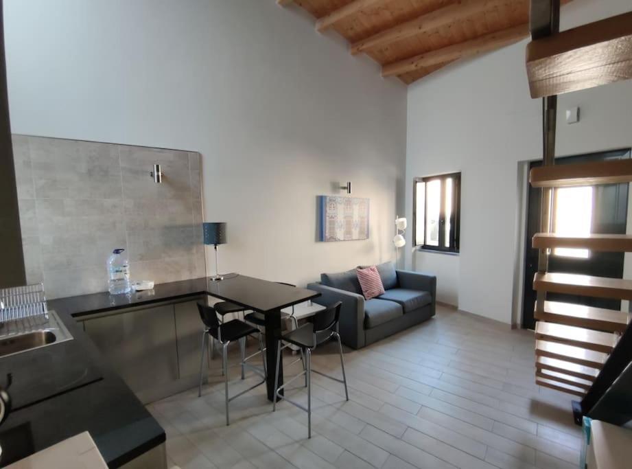 Typical House Faro Downtown Private Entrance Villa Luaran gambar